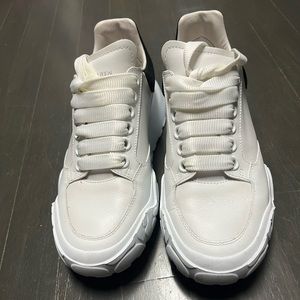 Alexander McQueen White leather sneaker
